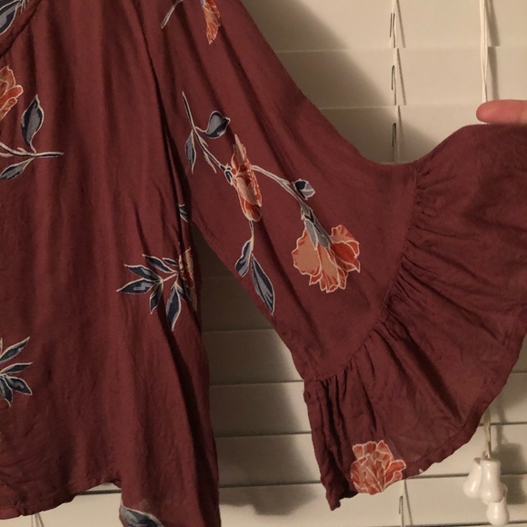 Mid sleeve crop top - Picture 2 of 3